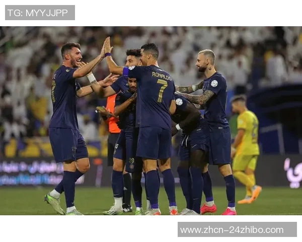 印度足球超级联赛新赛季揭幕球迷期待精彩对决与明星球员表现 印度足球超级联赛新赛季揭幕球迷期待精彩对决与明星球员表现