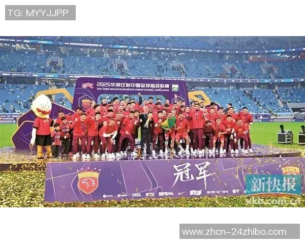 上海上港足球队奋战新赛季展现实力与团队精神争夺冠军荣耀 上海上港足球队奋战新赛季展现实力与团队精神争夺冠军荣耀